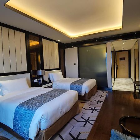 Primus Hotel Wuhan Hannan Kültér fotó