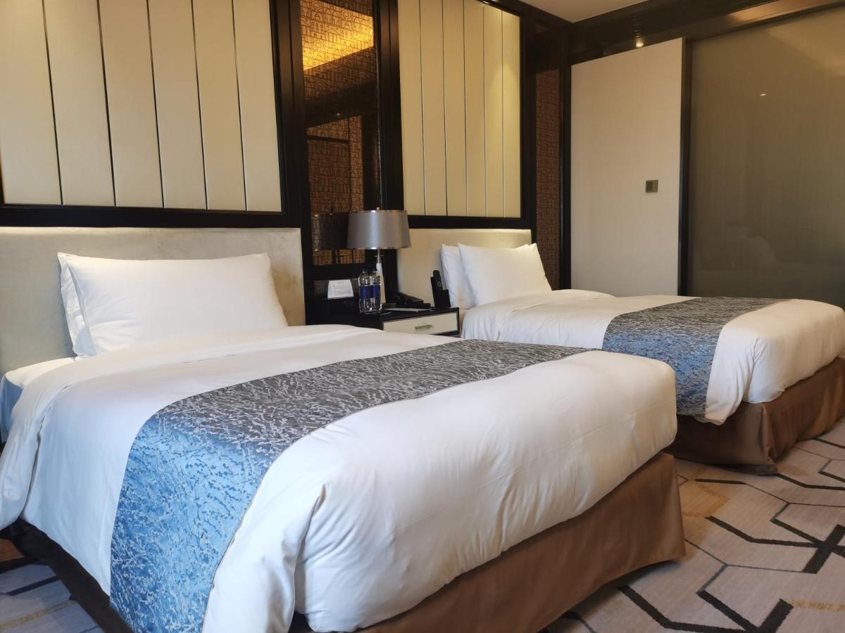 Primus Hotel Wuhan Hannan Kültér fotó