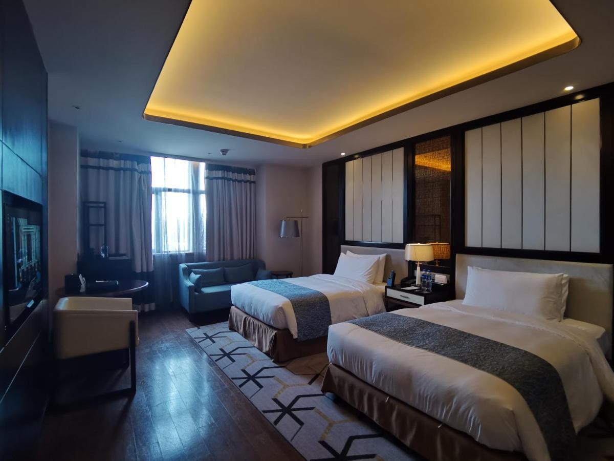 Primus Hotel Wuhan Hannan Kültér fotó